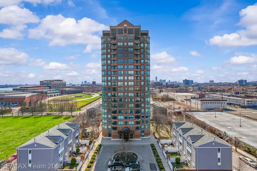 3320 Spinnaker Lane #15F, Detroit, MI 48207 - #2