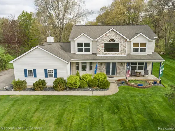 3910 Forest Edge Drive, CommerceTwp, MI 48382