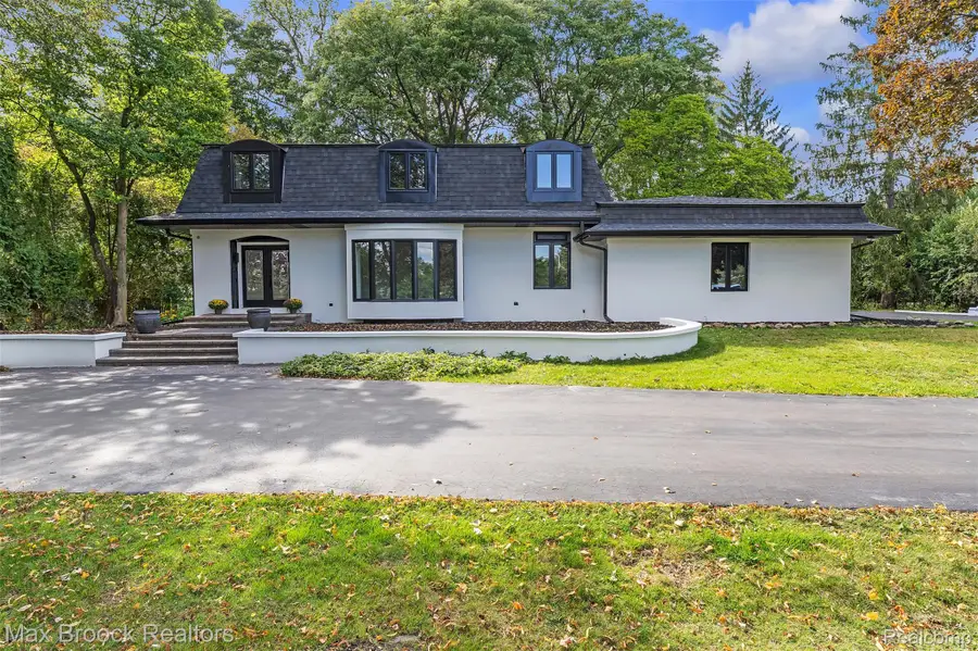 7244 Lahser Road, Bloomfield, MI 48301 - #3