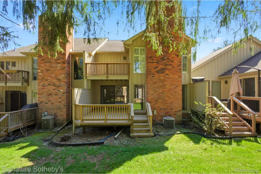 24122 Bingham Pointe Drive #24, Bingham Farms, MI 48025 - #3