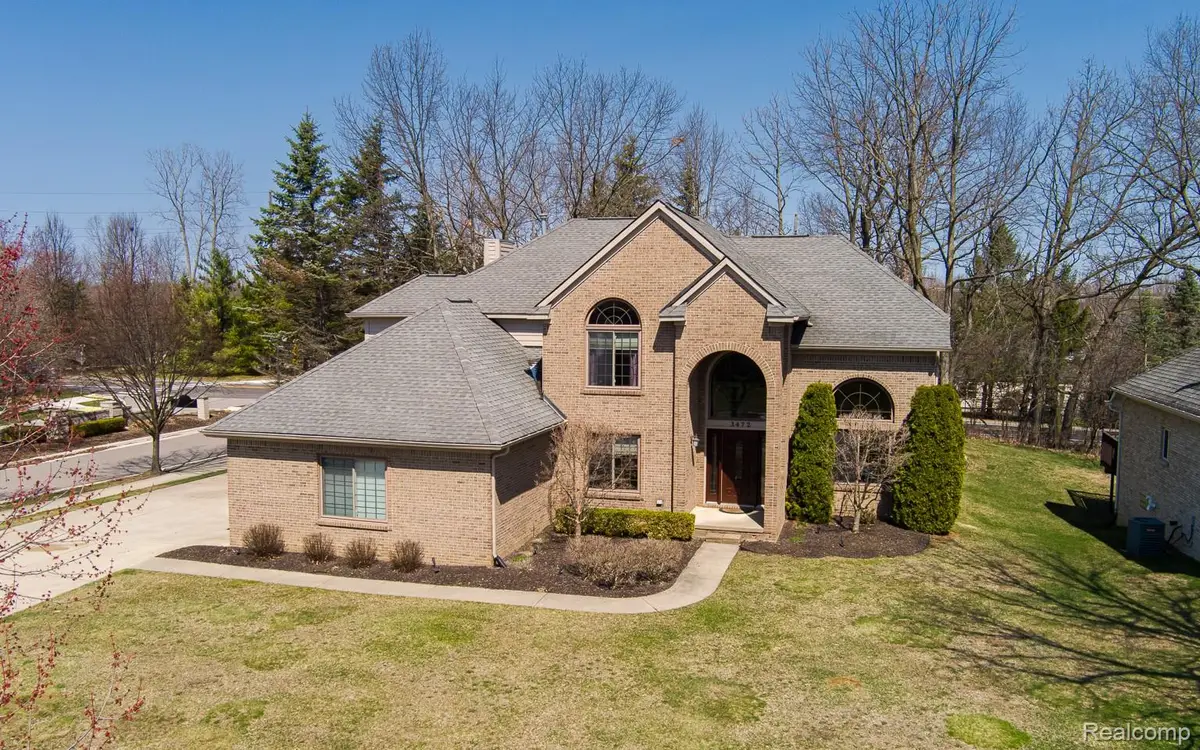 3472 Paramount Lane, Auburn Hills, MI 48326 - #1