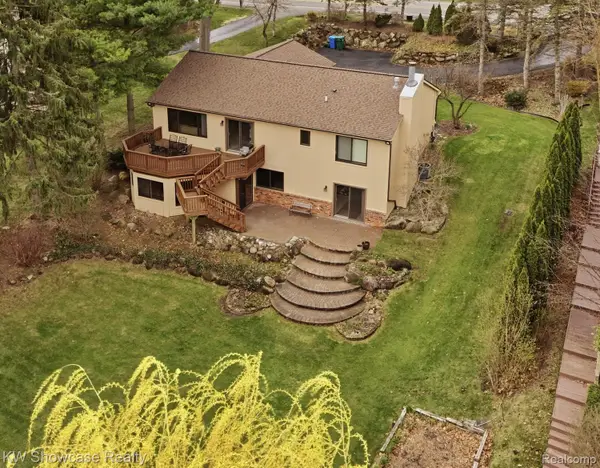 3330 Benstein Road, CommerceTwp, MI 48382