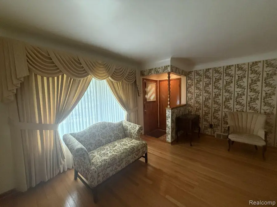 7257 Dacosta, Redford, MI 48239 - #2