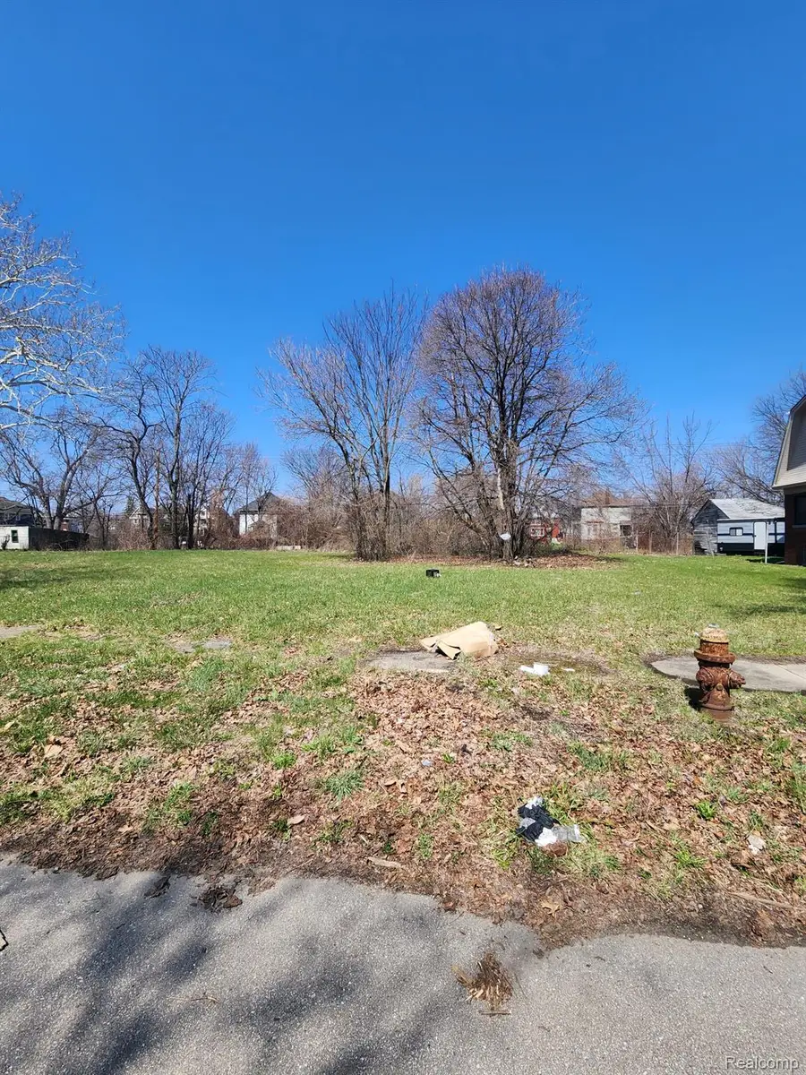 589 Leicester Court, Detroit, MI 48202 - #3