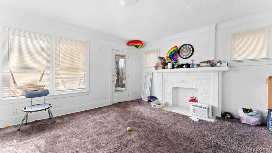 2984 Leslie Street, Detroit, MI 48238 - #2