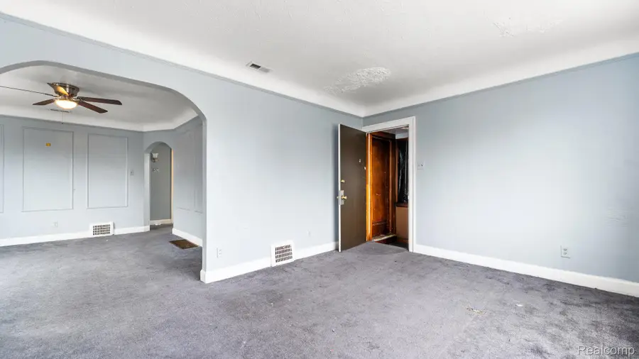 5305 Newport Street, Detroit, MI 48213 - #3