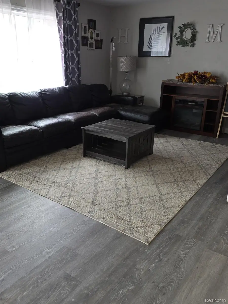 61 Narrin Street, Ortonville, MI 48462 - #3