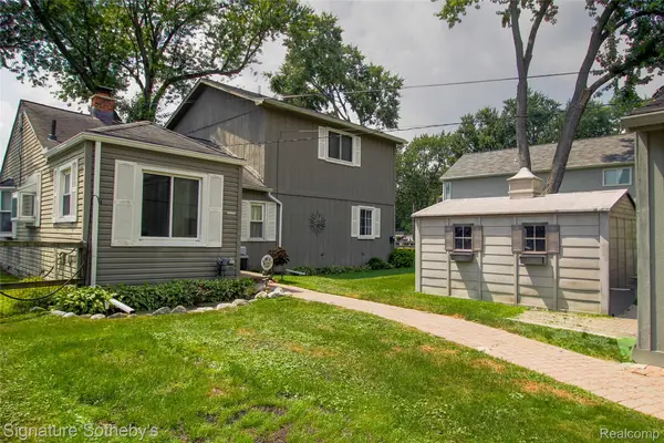 9393 Boncrest Street, CommerceTwp, MI 48382