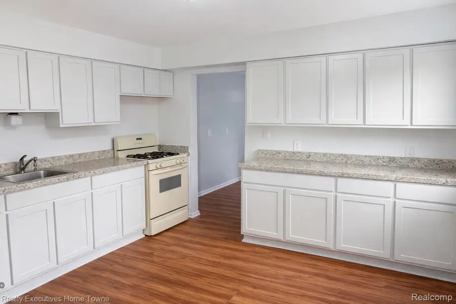 1381 E Chesterfield Street, Ferndale, MI 48220 - #2