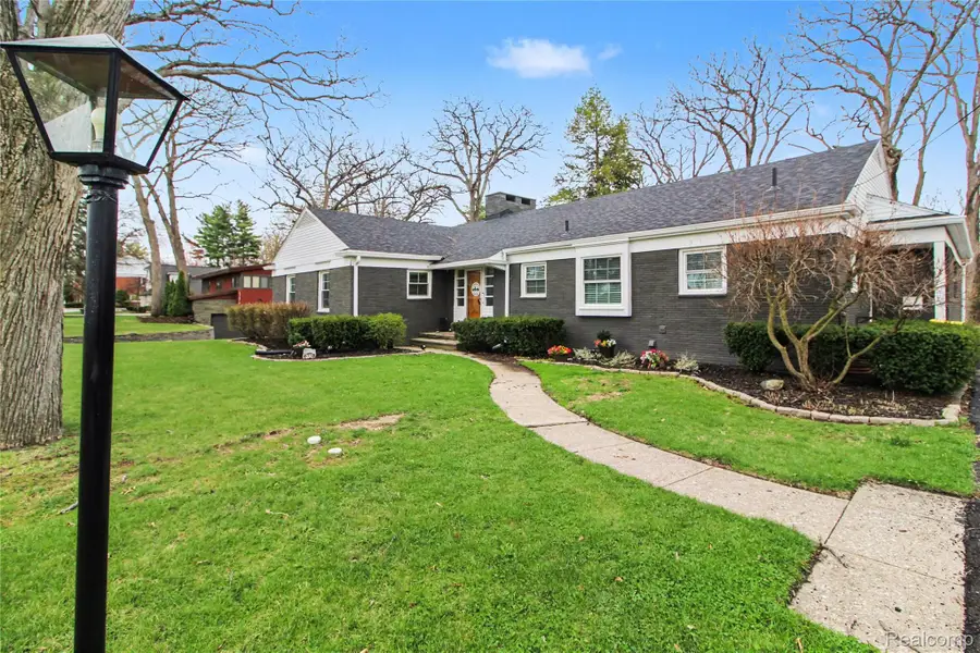 330 Cole Road, Monroe, MI 48162 - #3