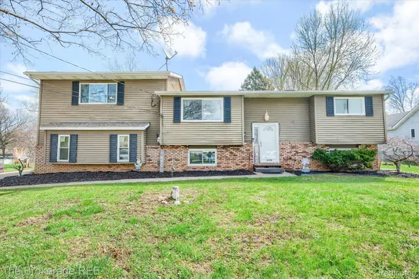 4156 Bobwhite Drive, Flint, MI 48506