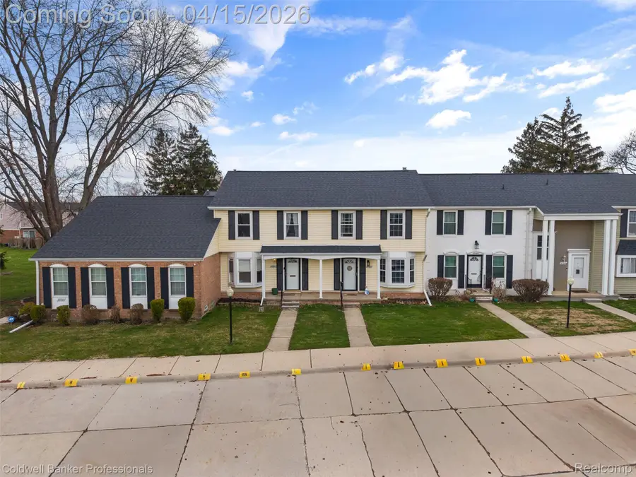 37305 Glenbrook Drive, Clinton Township, MI 48036 - #3