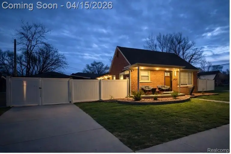 24161 Oxford Street, Dearborn, MI 48124 - #1
