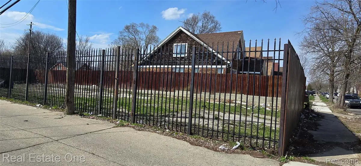 7228 Rutherford Street, Detroit, MI 48228 - #1