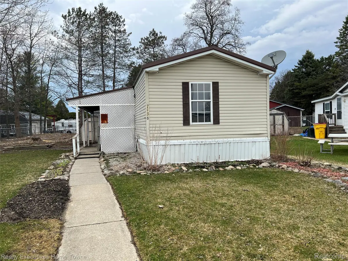 7136 Mapleview Circle W #65, Brown City, MI 48416 - #1