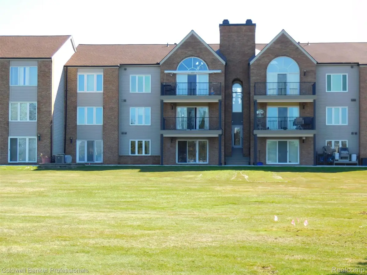 3436 Adams Shore Drive, Waterford, MI 48329 - #1