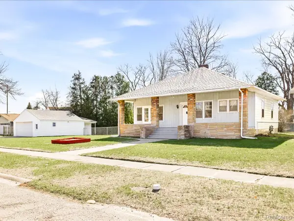 2417 11th Street, PortHuron, MI 48060