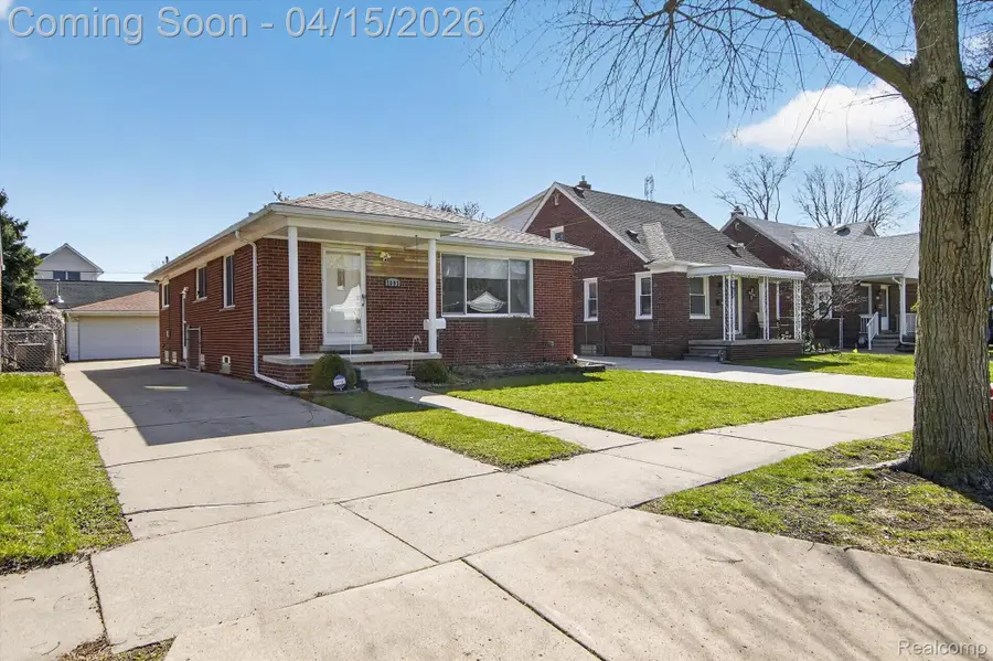 7693 Larme Avenue, Allen Park, MI 48101 - #2
