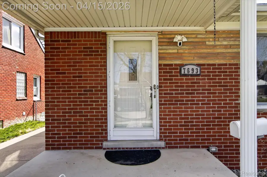 7693 Larme Avenue, Allen Park, MI 48101 - #3