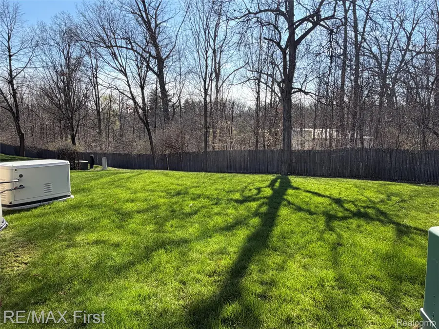 29349 W Chanticleer Drive, Southfield, MI 48034 - #3