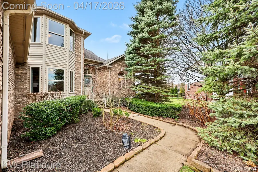 29124 Lesnau Court, Chesterfield, MI 48047 - #3