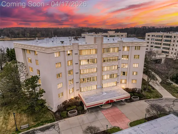 43000 12 Oaks Crescent Drive #5022, Novi, MI 48377