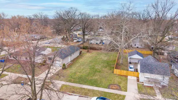 3988 Ziegler Street, DearbornHeights, MI 48125