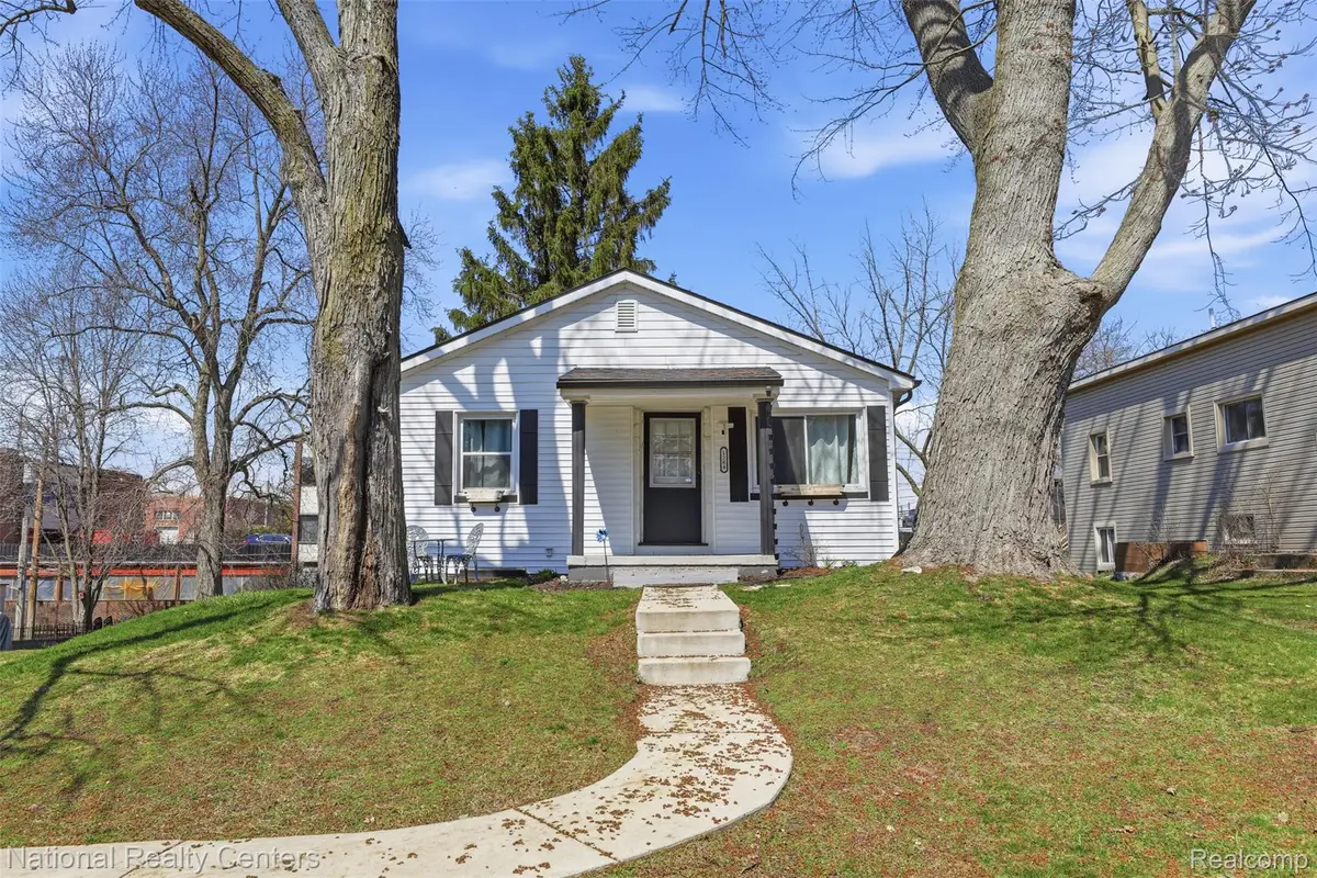 1284 Atkinson Avenue, Bloomfield, MI 48302 - #1
