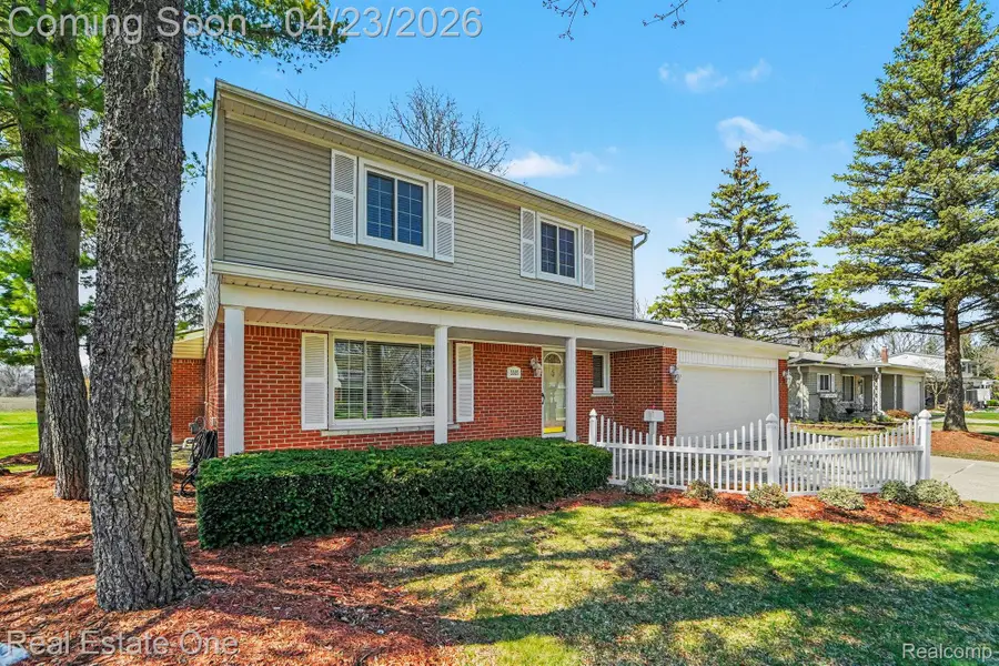 5303 Church Hill Drive, Troy, MI 48085 - #3