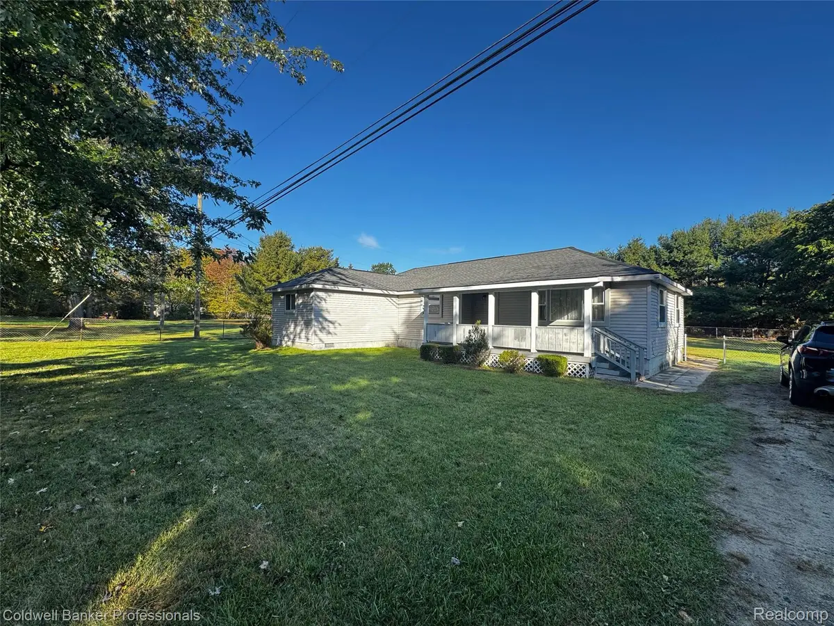 904 Rowland Road, Leonard, MI 48367 - #1