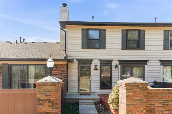 41009 Southwind Drive, Canton, MI 48188