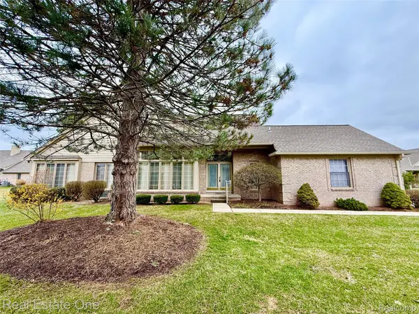 42827 Matthew Drive, SterlingHeights, MI 48313