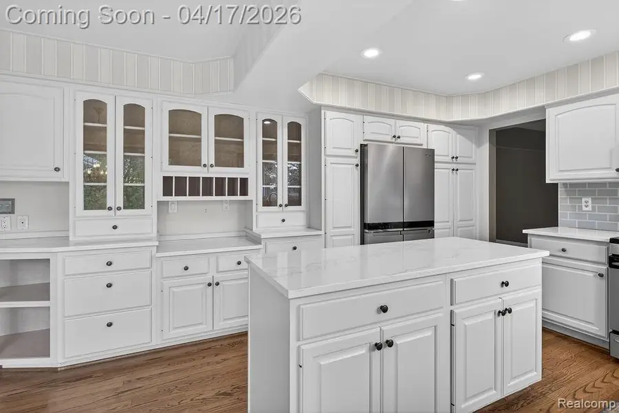 3679 Heatherwood Court, Rochester Hills, MI 48309 - #3