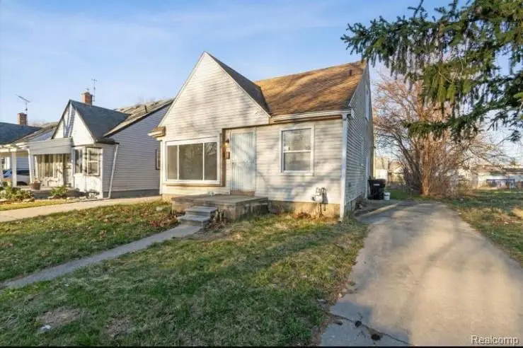 8615 Strathmoor Street, Detroit, MI 48228 - #2