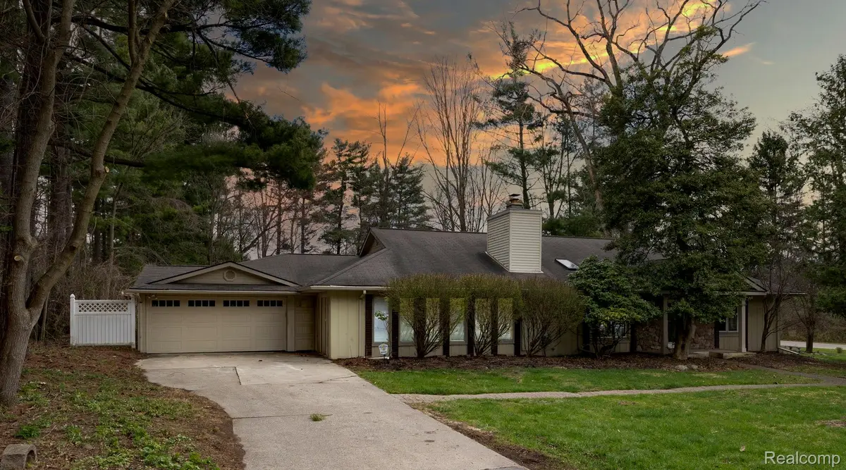 22200 Carleton Avenue, Southfield, MI 48033 - #1