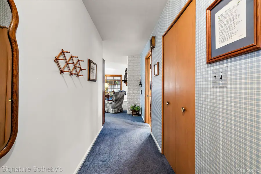 28868 Lorikay Street, Farmington, MI 48334 - #3