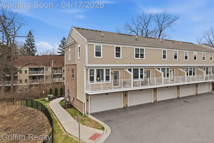 614 Anne Avenue, Brighton, MI 48116 - #2