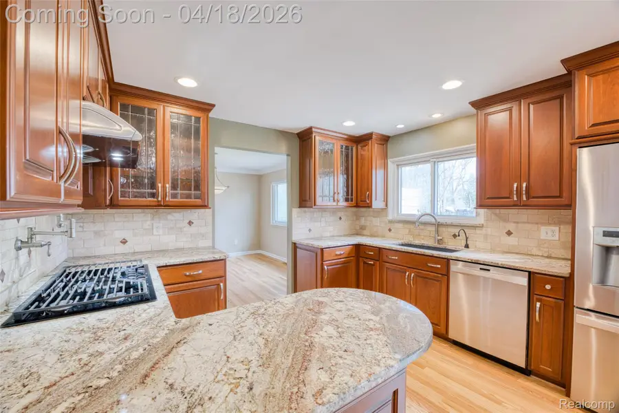 19965 Beverly Road, Beverly Hills, MI 48025 - #3