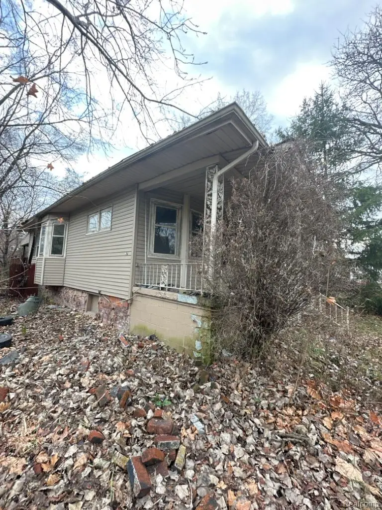 189 Richton Street, Highland Park, MI 48203 - #2