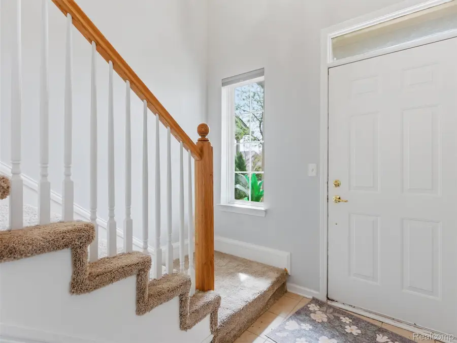 3570 Oakmonte Boulevard, Rochester, MI 48306 - #2