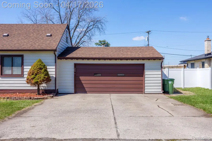 13750 Flanders Street, Southgate, MI 48195 - #3