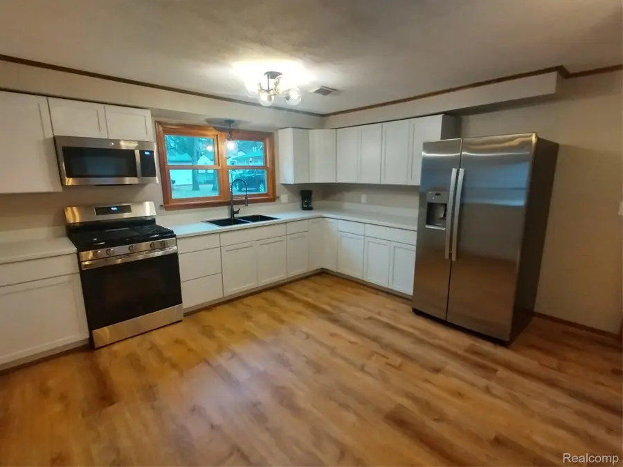 308 Sullivan Avenue, Prudenville, MI 48651 - #3