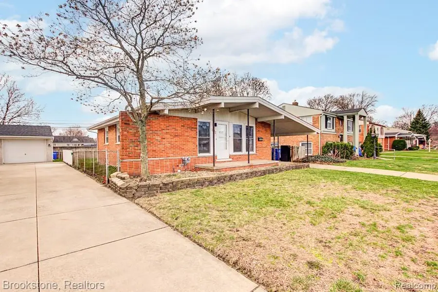 29242 Shirley Avenue, Madison Heights, MI 48071 - #3