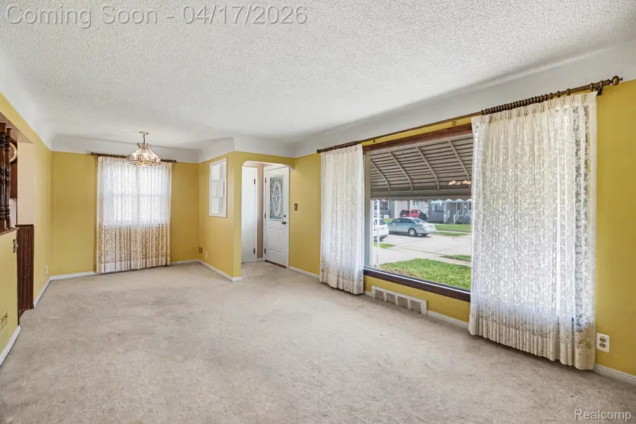 4298 19th Street, Wyandotte, MI 48192 - #3