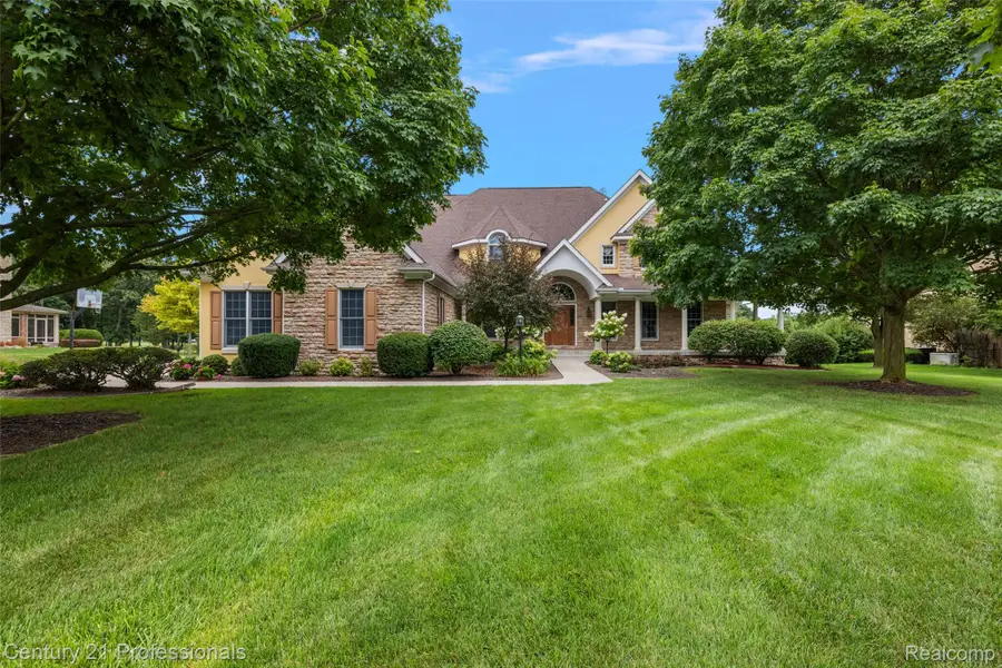 9310 Fairway Trail, Grand Blanc, MI 48439 - #2