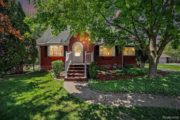 4345 N Michigan Avenue, Saginaw, MI 48604