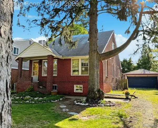 2517 Maplewood Avenue, RoyalOak, MI 48073