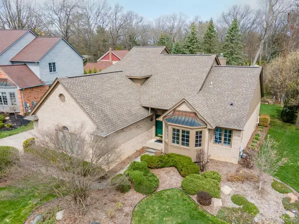3598 Sahalee Drive, RochesterHills, MI 48309