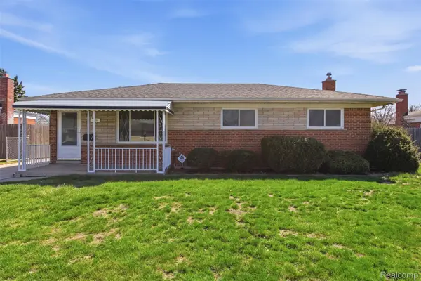 27314 Pleasant Drive, Warren, MI 48088