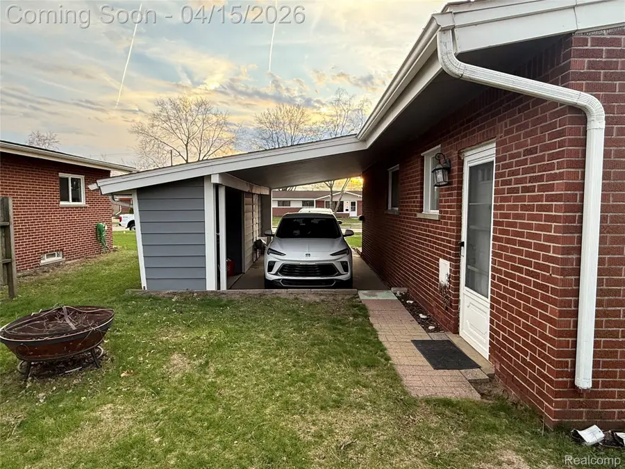 343 S Christine, Westland, MI 48186 - #2